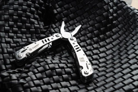 Уцененный товар Мультитул Ganzo G301H (21 в 1) хромированный (помятая упаковка)