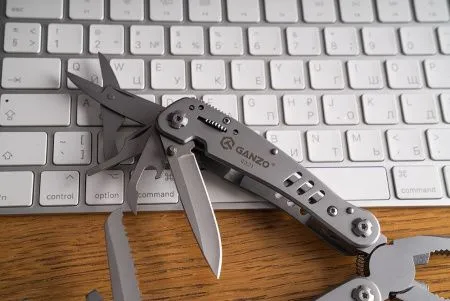 Мультитул Ganzo G301 (21 в 1) серебристый Мультитул Ganzo G301 (21 в 1) серебристый