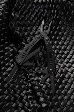 Мультитул Ganzo G103 (19 в 1) черный